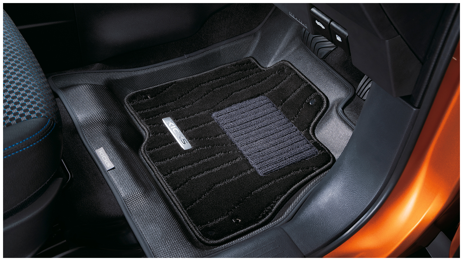 3D
											デュアルカーペット（1台分）