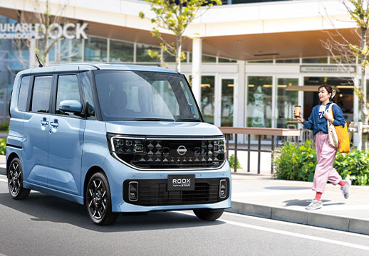 角に丸みを持たせた「かどまる四角」。街で目を引くおしゃれな外観。