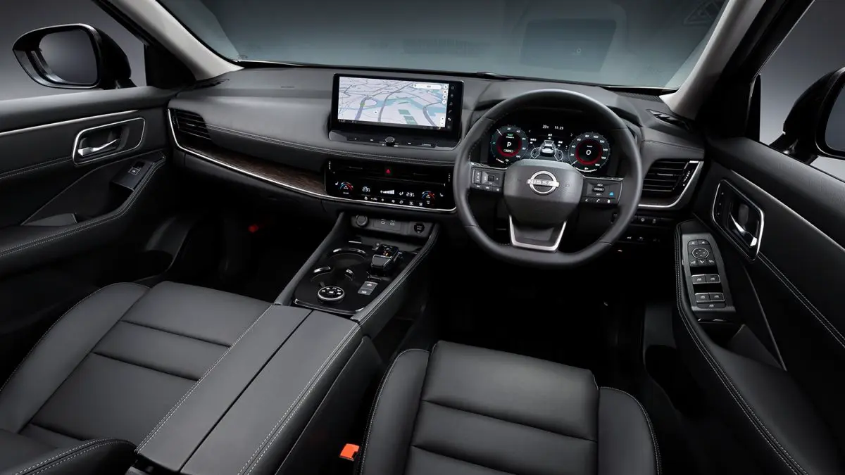 日産：エクストレイル [ X-TRAIL ] SUV｜室内