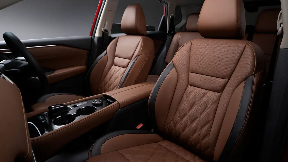 日産：エクストレイル [ X-TRAIL ] SUV｜室内